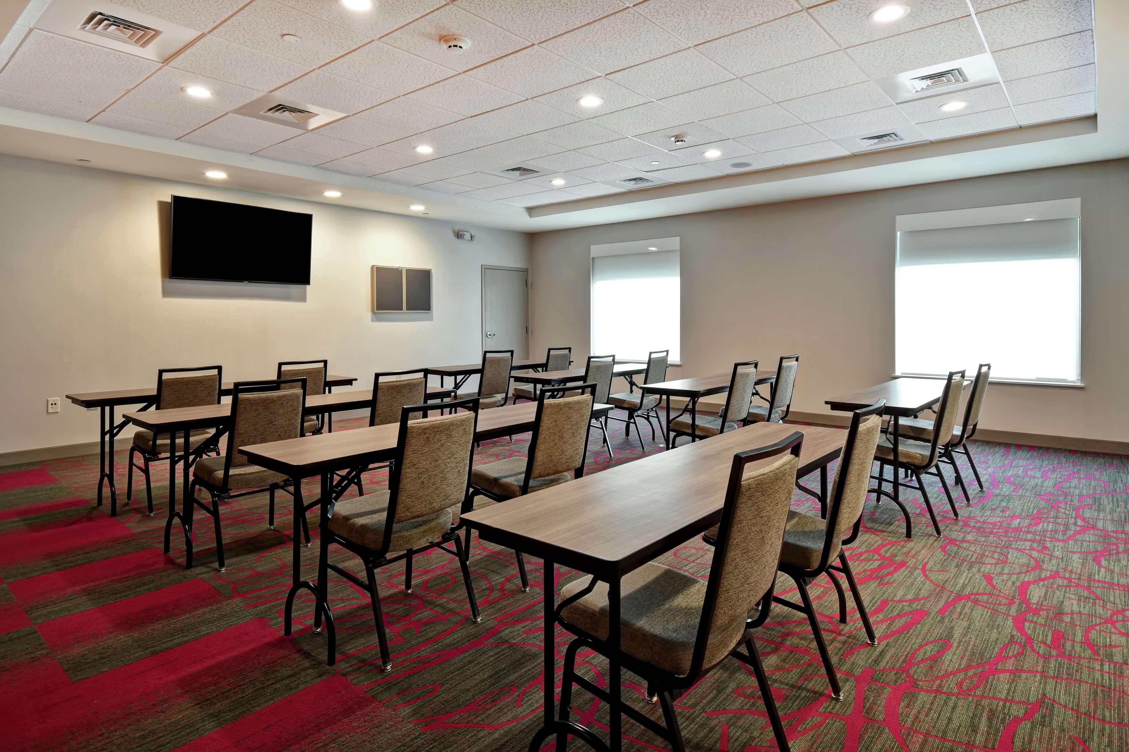 Home2 Suites By Hilton Birmingham/Fultondale, Al Ngoại thất bức ảnh
